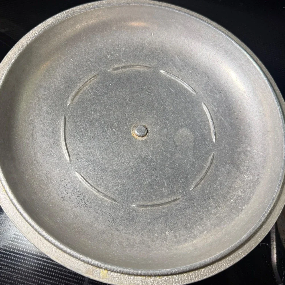 Vintage Club Aluminum 4 Qt Dutch Oven Stock Pot Lid Harvest Gold Yellow 10